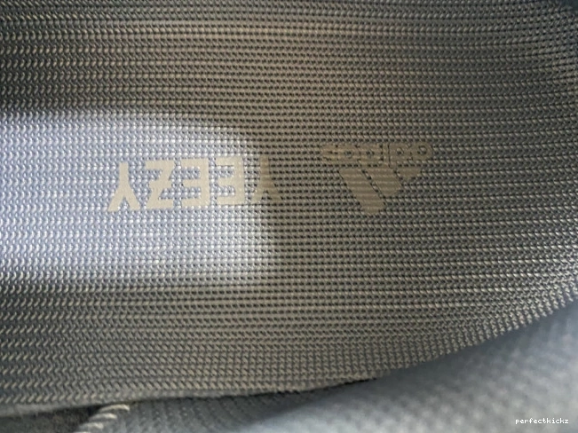 700 Boost Sun Adidas Yeezy V2 GW0296 0801